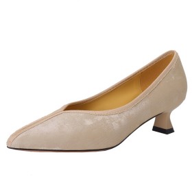 Pumps Beige Elegant Satin Textured Leather Leather Pointed Toe Chinese Style 5 cm Low Heel