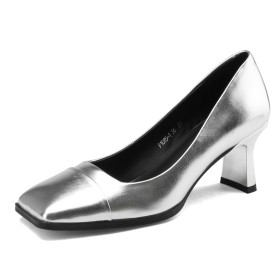 Mode Going Out Met Blokhak Gesloten Neus 6 cm Middelhoge Heels Sparkle Pumps Lak Damesschoenen