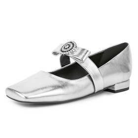 Metallic Schuhe Damen 3 cm Niedriger Absatz Silber Schlupfschuh Bequeme Mit Blockabsatz