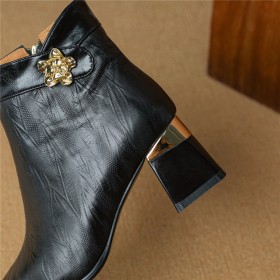 Chunky Heel Mid Heel Block Heels Classic Elegant Flower Fur Lined Pointed Toe Ankle Boots Vintage Buckle