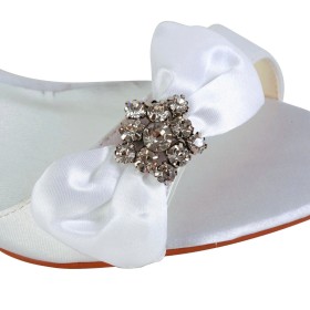 Sandali Bianco Eleganti Scarpe Da Sera Con Zeppa Con Cinturino Alla Caviglia Tacchi Medio 7 cm Raso Con Perle Con Fiocco Scarpe Da Sposa