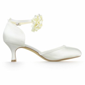 Confortables Ivoire Chaussure D orsay Fleur Talons Aiguilles Boucle A Talon Mi Haut Escarpin Chaussure Mariée Ceremonie Satin