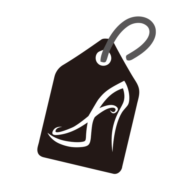 low kitten heel boots