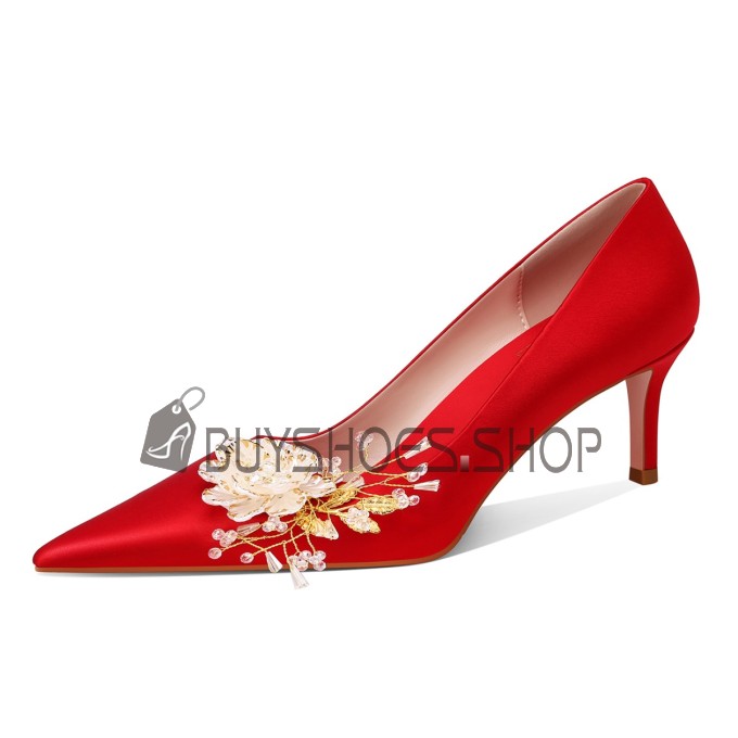 Schoen Rood Bruidsschoenen Bloem Satijnen Stilettos Steentjes Middelhoge Hakken Vintage Feest Pumps Goedkope 4921102148F BuyShoes.Shop